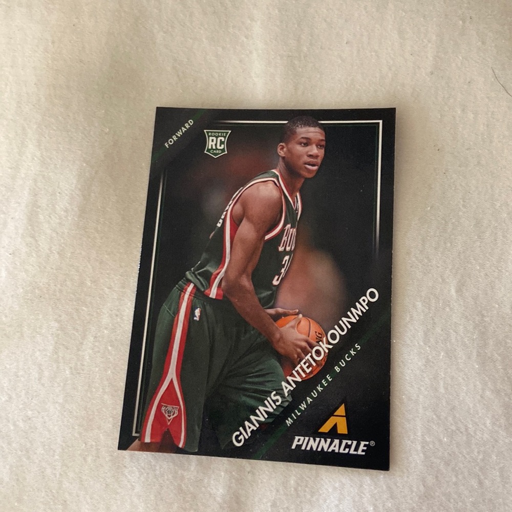 Giannis Antetokounmpo Pinnacle Rookie Card 2013
